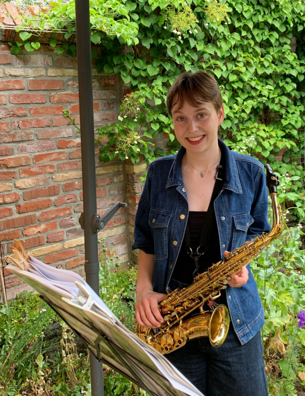 Saxophonkl&auml;nge zur Kaffeetafel