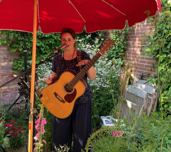 Kaffeetafel mit &quot;Türmerin&quot; Martje Thalmann